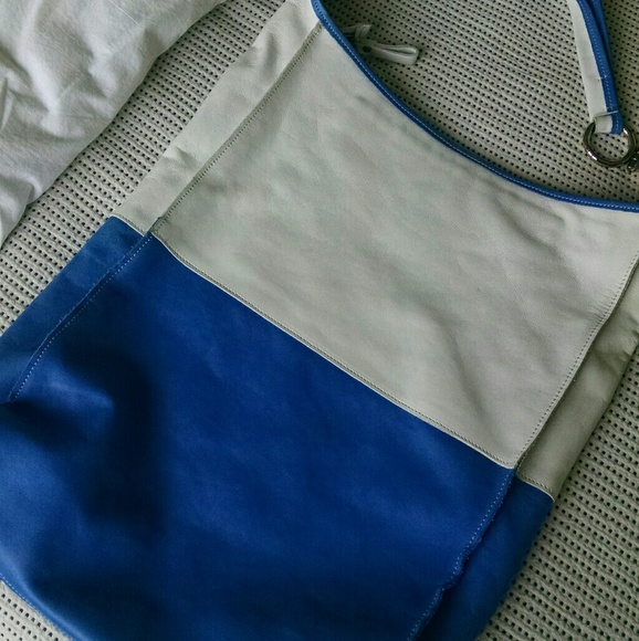 PRICE DROP ⬇️ Genuine Italian Leather Bag - Picture 3 of 6